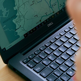 Drittes Marktinformationspaket: Reservierungen zeigen deutlichen Bedarf entlang des Wasserstoff-Kernnetzes